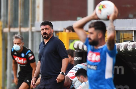 Hirving 'Chucky' Lozano anota y le da el triunfo al Napoli ante el Génova en la Serie A