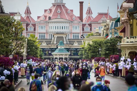 Vuelve la magia parque de atracciones más visitado de Europa
