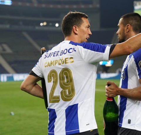 Aseguró su segundo campeonato en tres campañas