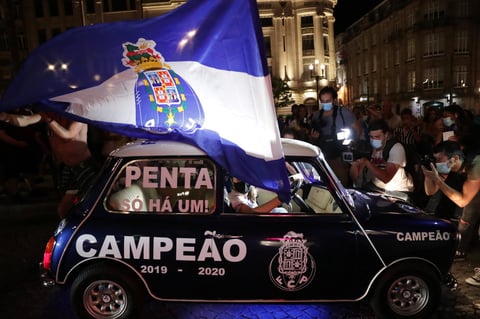 Aseguró su segundo campeonato en tres campañas