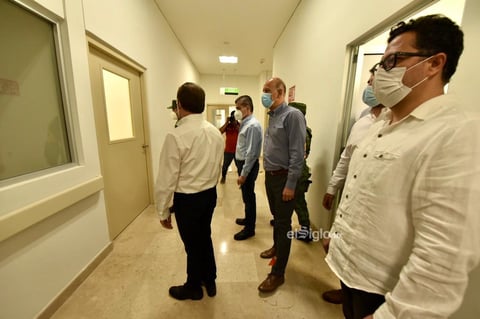Ponen en marcha nuevo hospital para atención COVID-19 en Gómez Palacio


 Ponen en marcha nuevo hospital para atención COVID-19 en Gómez Palacio