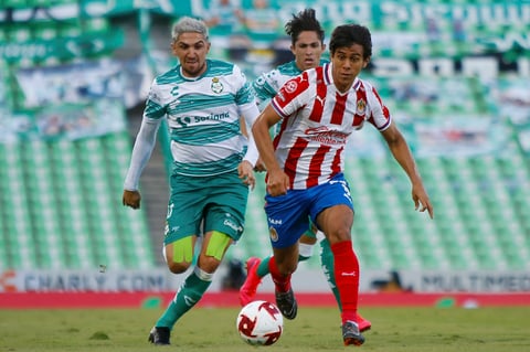 Santos Laguna consigue su primer triunfo en el Guard1anes 2020 ante Chivas