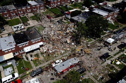 Graves daños materiales y humanos causó una explosión en una zona residencial de Baltimore, en Maryland, Estados Unidos