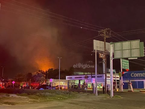 Incendio en parque industrial 