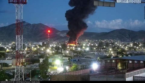 Incendio en parque industrial 