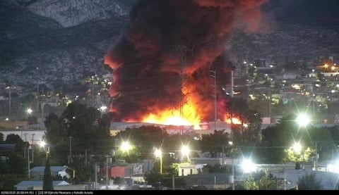 Incendio en parque industrial 