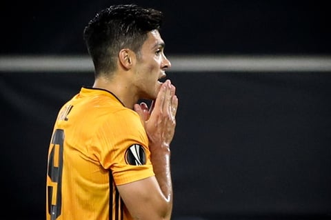 Raúl Jiménez y los Wolves son eliminados de la Europa League por el Sevilla