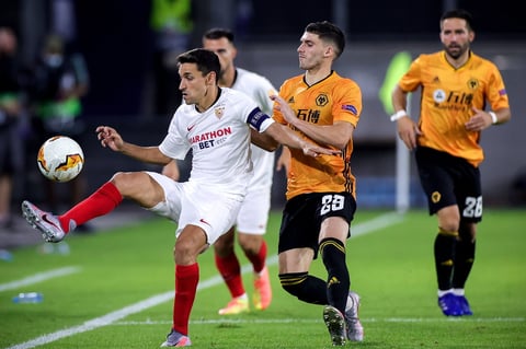 Raúl Jiménez y los Wolves son eliminados de la Europa League por el Sevilla