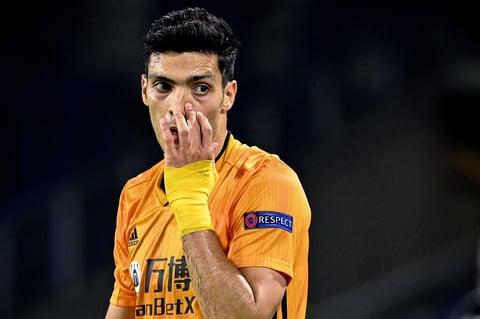 Raúl Jiménez y los Wolves son eliminados de la Europa League por el Sevilla