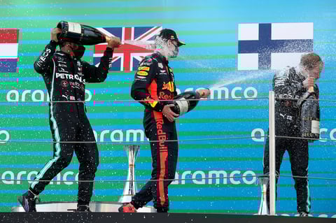 El británico se convirtió en el piloto con más podios en la historia de la Fórmula Uno