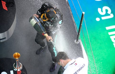 El británico se convirtió en el piloto con más podios en la historia de la Fórmula Uno