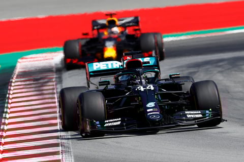 El británico se convirtió en el piloto con más podios en la historia de la Fórmula Uno