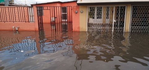 Fuerte chubasco sorprende a la región lagunera