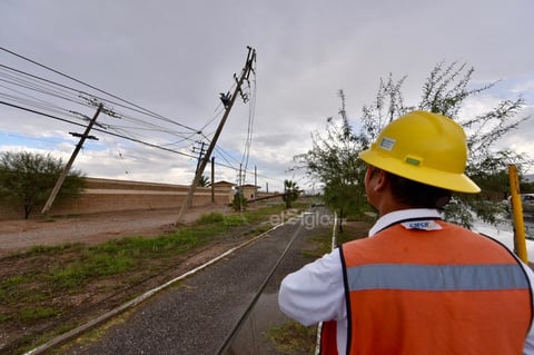 Fuerte chubasco sorprende a la región lagunera