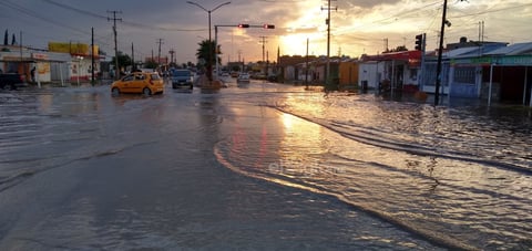 Fuerte chubasco sorprende a la región lagunera
