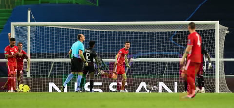 Bayern Múnich golea al Lyon y avanza a la final de la Champions League