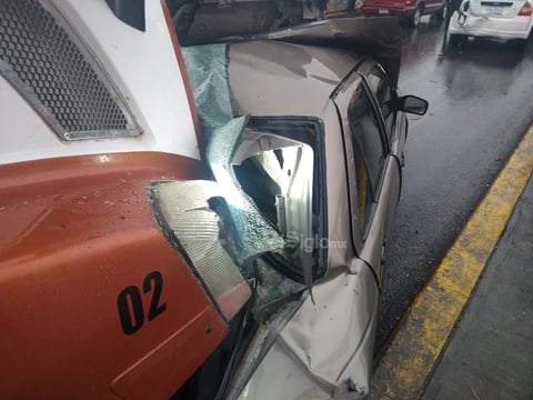 Se registra aparatosa carambola en periférico de Torreón