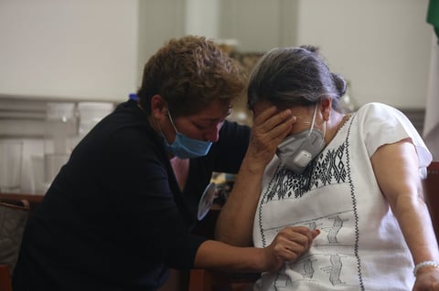 Entre los cuadros que fueron pintados destacan cuatro de los héroes patrios y expresidentes. El primero en ser 'intervenido' corresponde a la imagen de Francisco I. Madero, el cual provocó que el presidente Andrés Manuel López Obrador dirigiera severas críticas a las ocupantes de las instalaciones durante su conferencia matutina del lunes 7 de septiembre.
