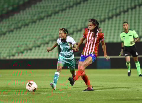 Santos Laguna femenil enfrenta a Chivas