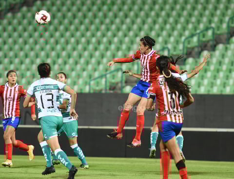 Santos Laguna femenil enfrenta a Chivas