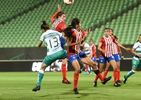 Santos Laguna femenil enfrenta a Chivas