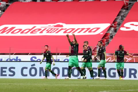 Santos Laguna se impone a los Diablos Rojos