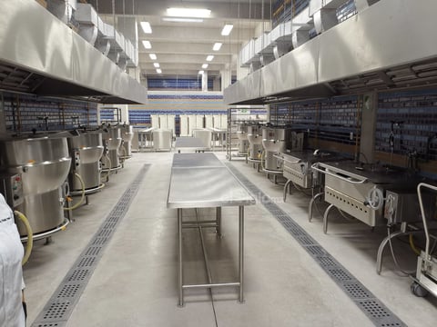 Diseño. En el área de cocina dará capacidad de servicio para preparar alimentos a todo el personal. Se pretende que las personas privadas de su libertad, después de cumplir su proceso, puedan reintegrarse a la sociedad y sobre todo que no reincidan.