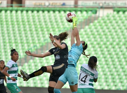 Santos Laguna femenil empata con León