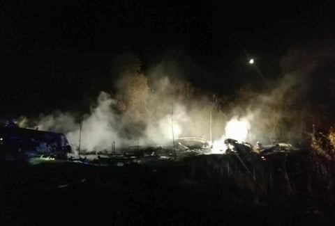 Cae avión militar en Ucrania dejando un saldo de 20 muertos