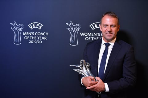 Joshua Kimmich se llevó a casa el premio de mejor defensa en pugna con sus compañeros Alphonso Davies y David Alaba, mientras que Hans-Dieter Flick ganó la pugna germana por el galardón de mejor entrenador a Jürgen Klopp y Julian Nagelsmann.