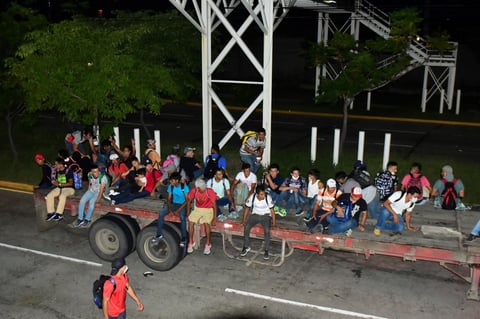 Migrantes de Honduras comienzan su andar rumbo a EUA pese al COVID-19