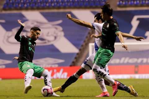 Santos Laguna vence 2-0 al Puebla