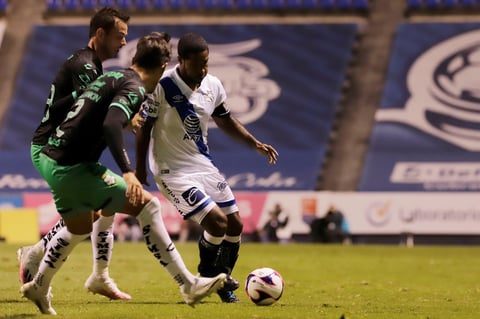 Santos Laguna vence 2-0 al Puebla