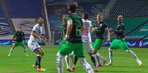 Santos Laguna vence 2-0 al Puebla