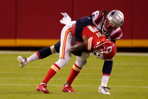Nadie sabrá qué hubiera pasado con Cam en los controles, junto al cerebro defensivo de Belichick sobre Mahomes…
