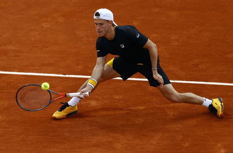 Nadal mejoró su marca a 99-2 en el Abierto de Francia, incluyendo un combinado de 25-0 en semifinales y finales, al tiempo que busca un cuarto título consecutivo en París. Eso se sumaría a las previas rachas del español de 34 años de cuatro títulos seguidos de 2005 a 2008 y de cinco de 2010 a 2014, junto con sus cuatro trofeos de U.S. Open, dos de Wimbledon y uno del Abierto de Australia.