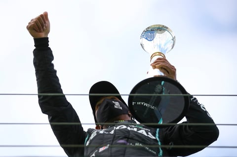Hamilton gana el GP de Eifel; iguala en triunfos en F1 a Schumacher