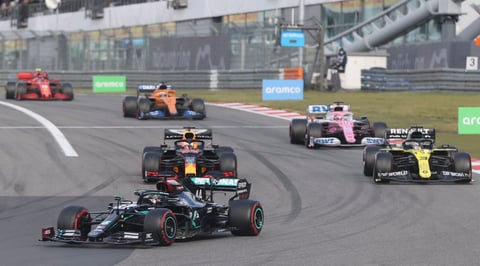 Hamilton gana el GP de Eifel; iguala en triunfos en F1 a Schumacher