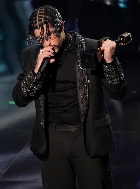 Entregan Premios Billboard 2020