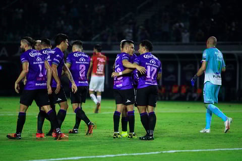 Tomás Boy tuvo un regreso soñado tras dirigir su primer duelo con el equipo sinaloense 