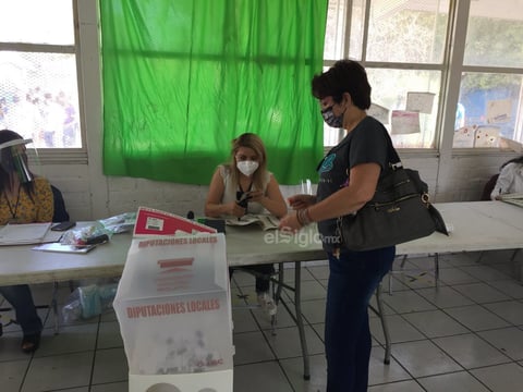 Llevan a cabo su voto