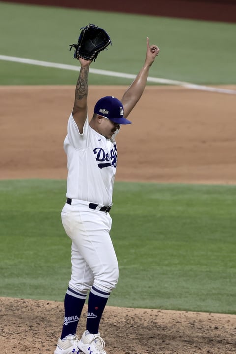 Disputarán mañana el primer juego de la Serie Mundial contra los Rays de Tampa Bay