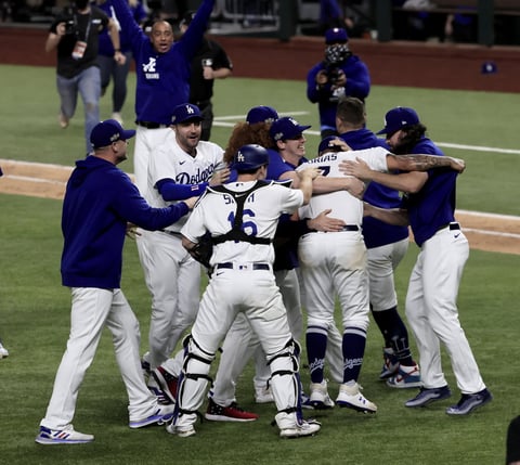 Disputarán mañana el primer juego de la Serie Mundial contra los Rays de Tampa Bay