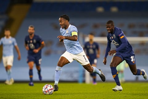Porto y el 'Tecatito' Corona caen ante el Manchester City en Champions League