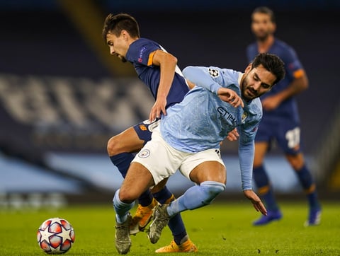 Porto y el 'Tecatito' Corona caen ante el Manchester City en Champions League