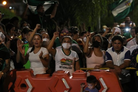 Espera Bolivia cómputo final para confirmar regreso del MAS al poder