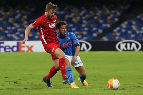 AZ Alkmaar salió con los tres puntos del estadio de San Paolo 