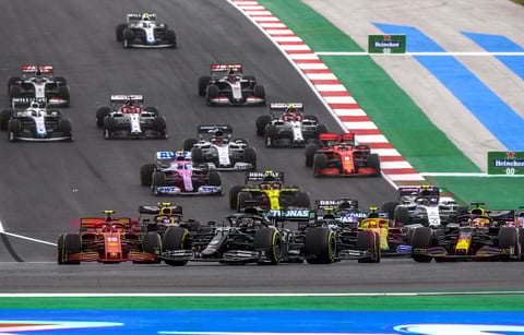 Hamilton se lleva el Gran Premio de Portugal y supera en triunfos a Schumacher