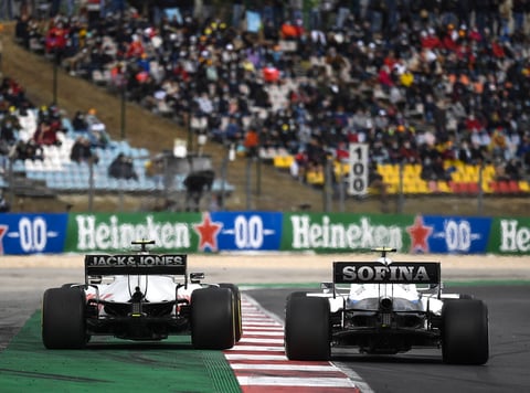 Hamilton se lleva el Gran Premio de Portugal y supera en triunfos a Schumacher