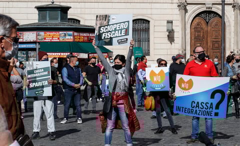 Distintos sectores de Italia reclaman el nuevo cierre de la economía por el coronavirus